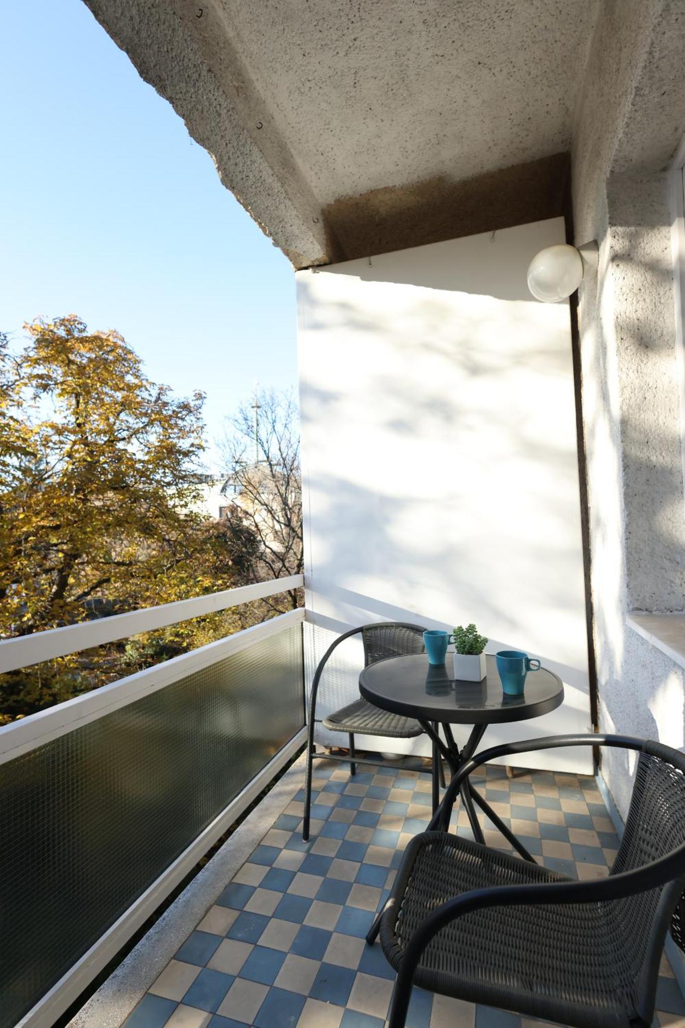 Golden Pear Apartment *